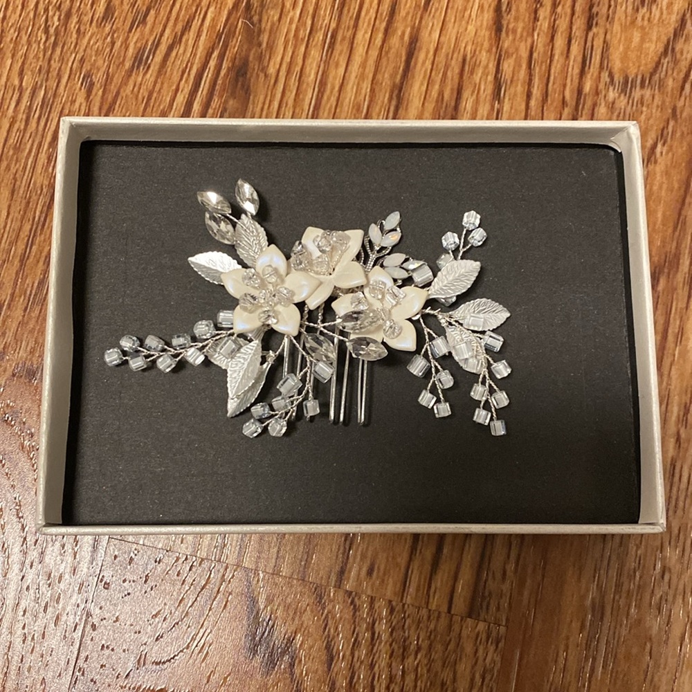 Ivory Flower Formal Hair Comb